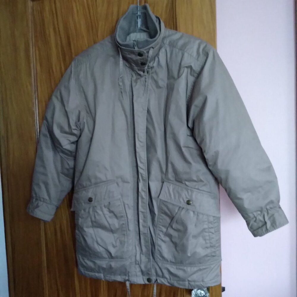 Vintage Eddie Bauer Light Olive Down Coat Size Small